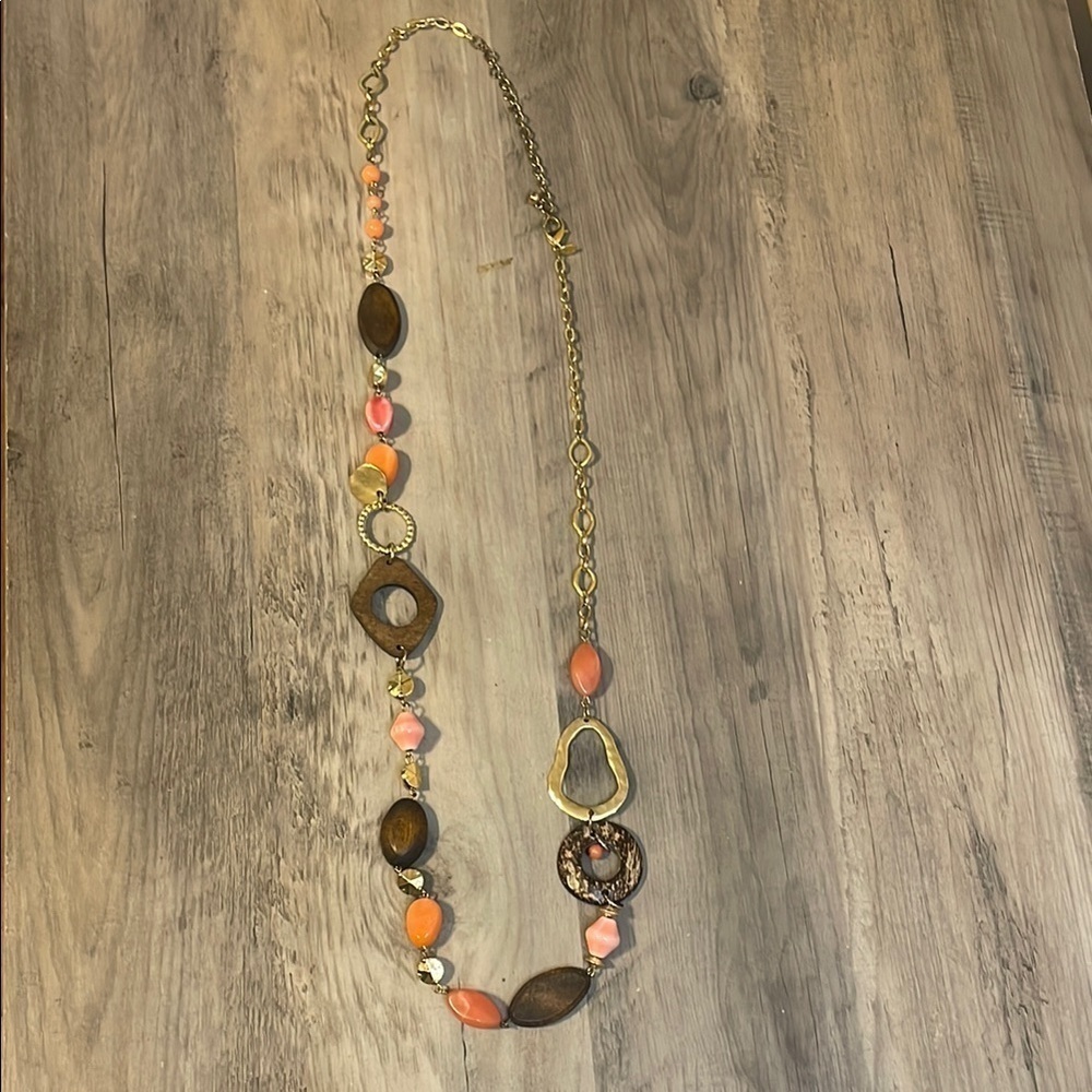 Chicos women’s necklace long statement coral brown gold tone casual business